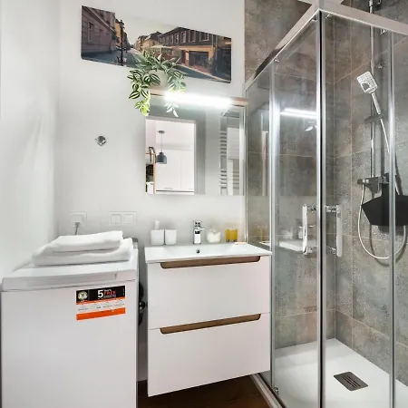 Praga With The View By Bookinghost 바르샤바