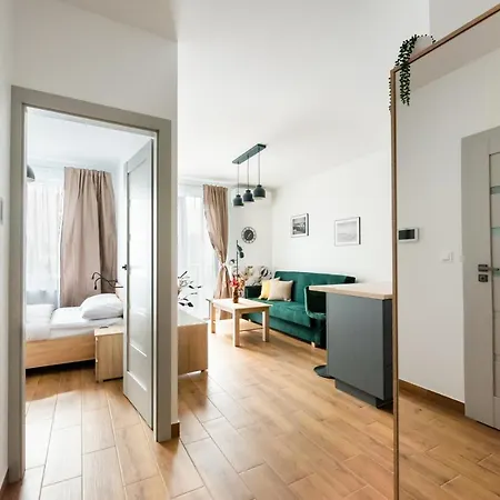 Praga With The View By Bookinghost 바르샤바